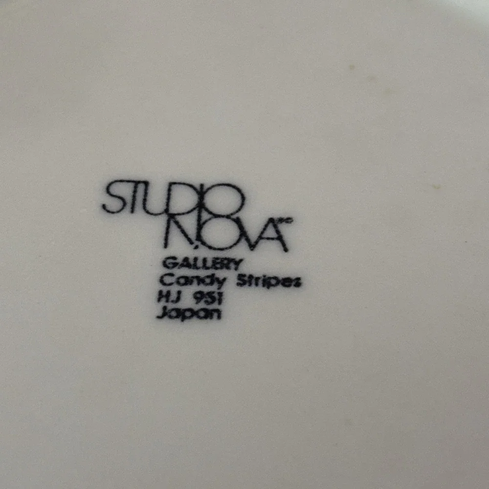 Set Of 4 Studio Nova Gallery Candy Stripes HJ 951 Salad Plate‎ Japan Rare